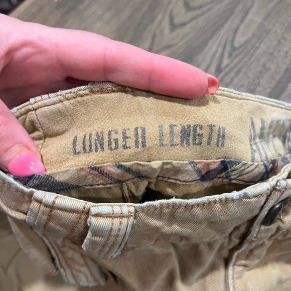 American Eagle Chino Khaki Shorts Longer Length Pockets Casual Tan Size 28 - Picture 4 of 8